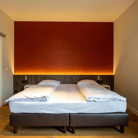 Hotel De Boskar Pelt Bagian luar foto