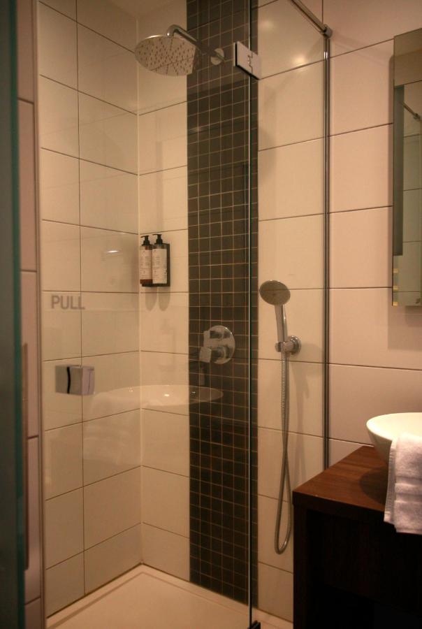 Hotel De Boskar Pelt Bagian luar foto
